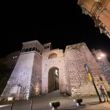 Casa Dei Gigli